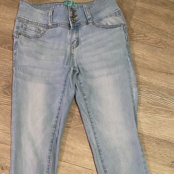 "Butt I Love You" Jeans - Picture 3 of 4